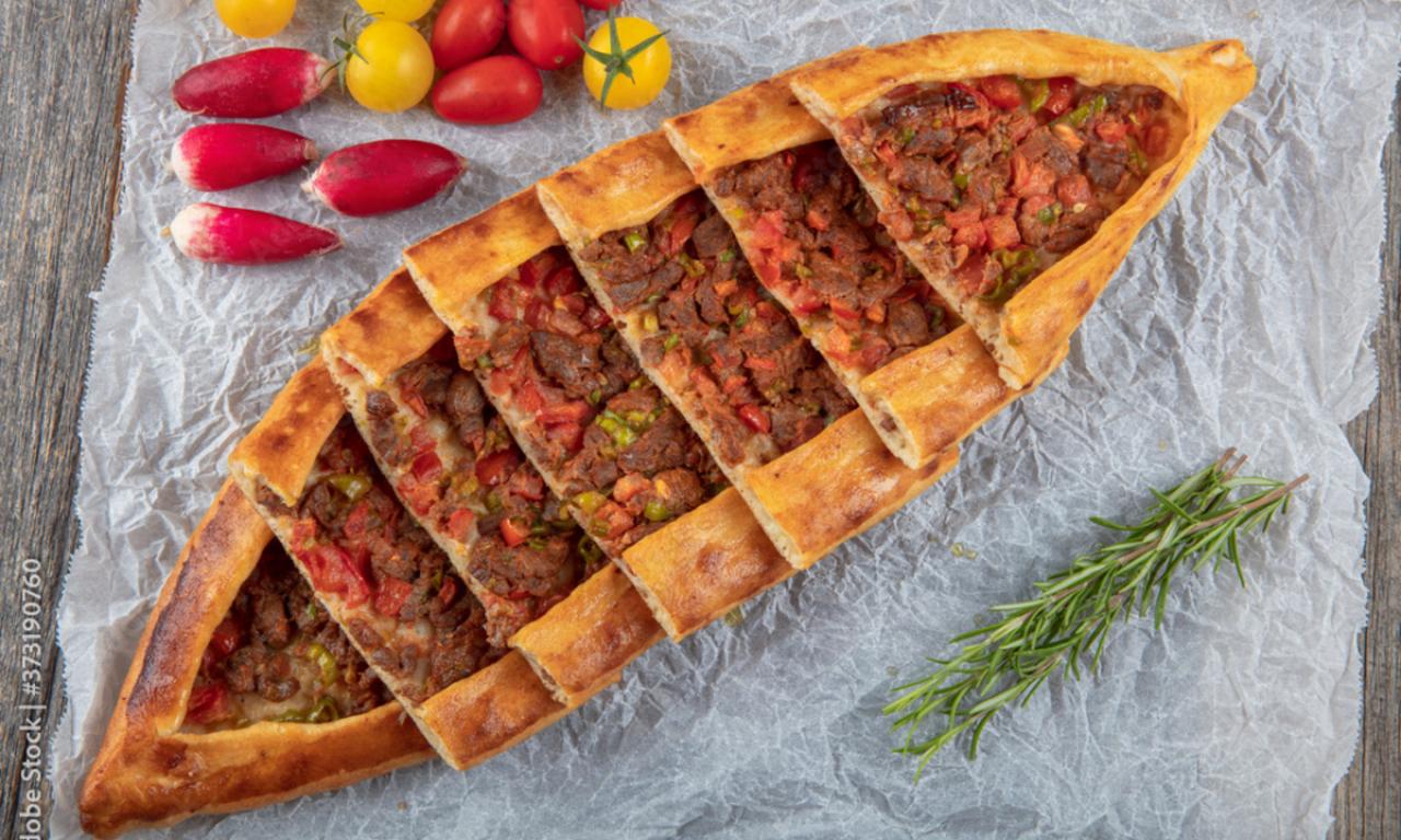 Evde Kıymalı Pide Tarifi Nasıl Yapılır?