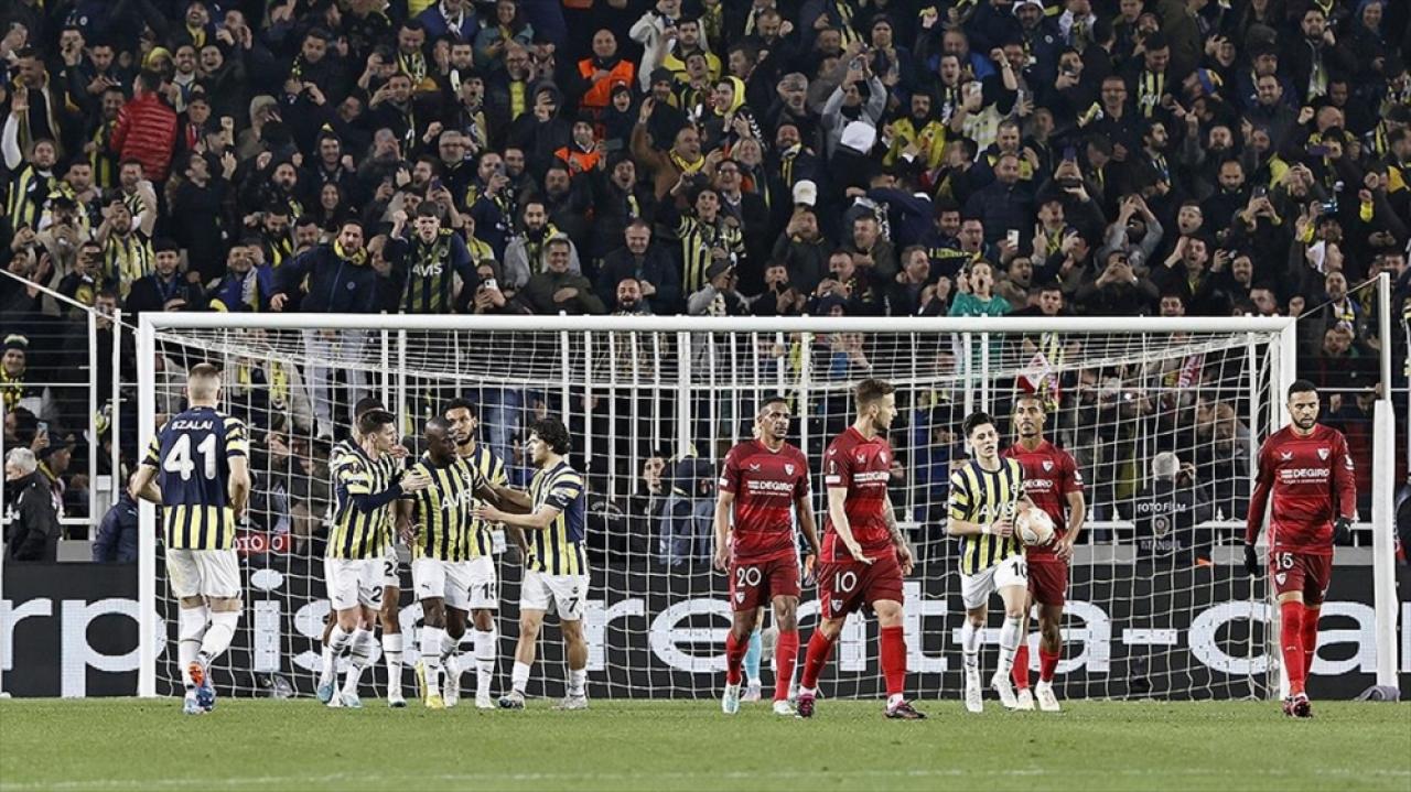 Fenerbahçe'ye galibiyet yetmedi