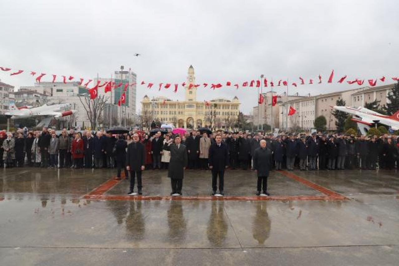 Büyükçekmece'de Çanakkale Zaferi'nin 108'inci yılı için tören düzenlendi 