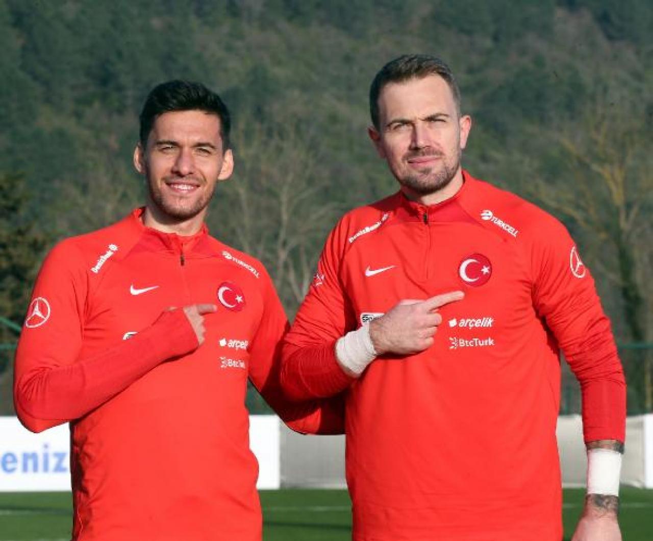 Umut Nayir ve Mert Günok, Avrupa Futbol Şampiyonası'na katılacaklarına inanıyor