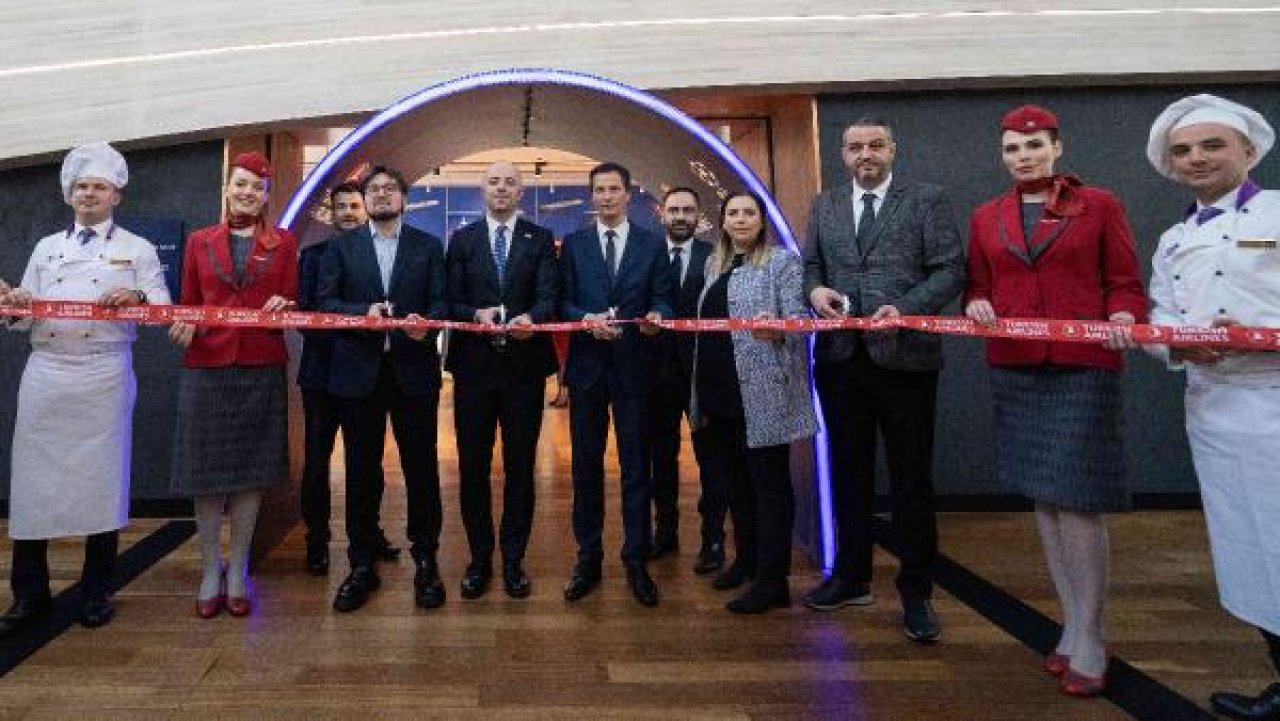 Yıldız futbolcuların Şampiyonlar Ligi finallerinde giydiği formalar sergilendi