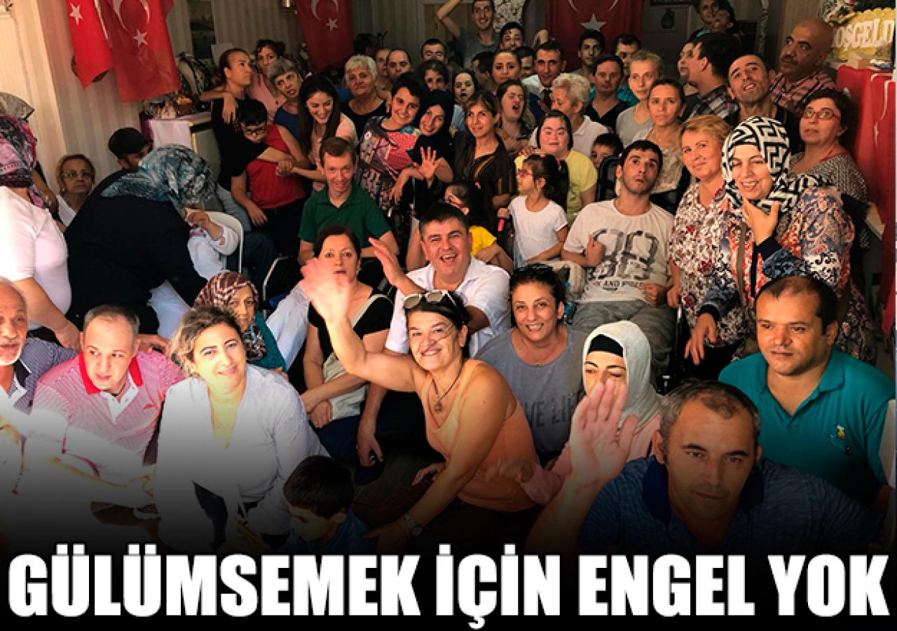 Gülümsemek için engel yok