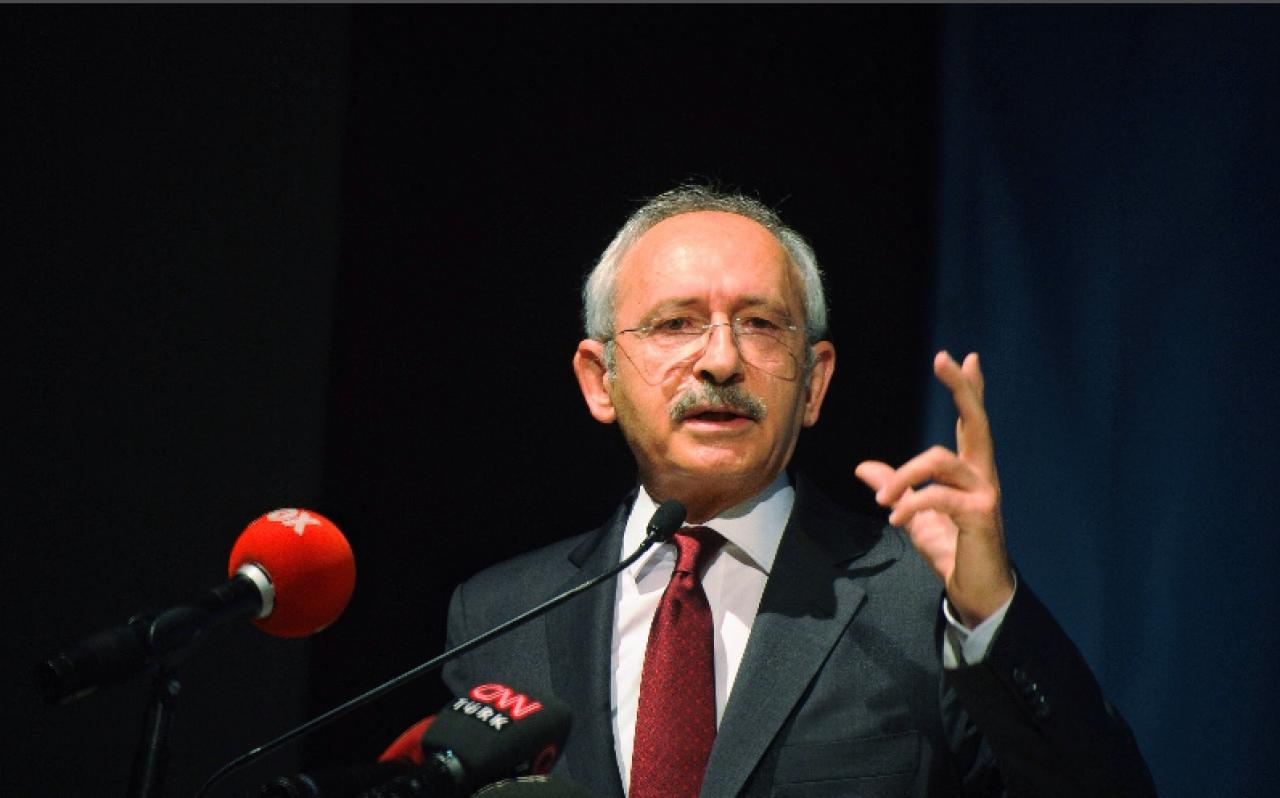 Kılıçdaroğlu: Seccadeyi göremediğim için çok üzgünüm