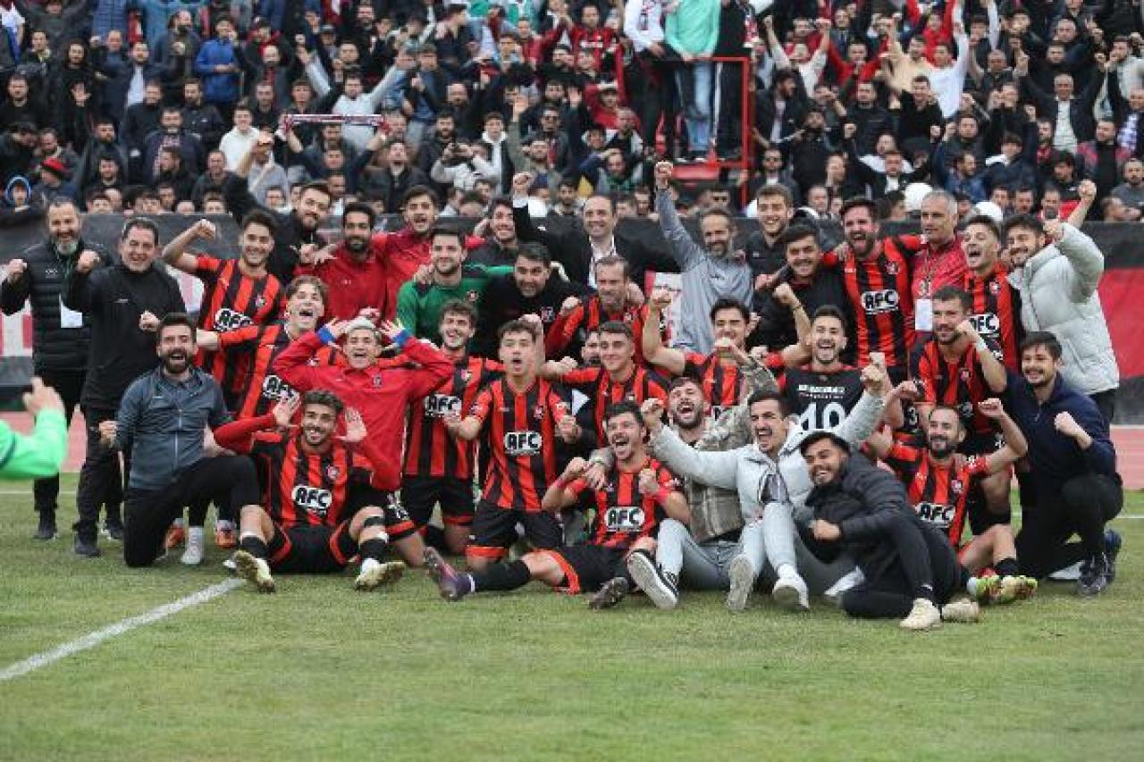 Uşakspor'dan çok kritik galibiyet