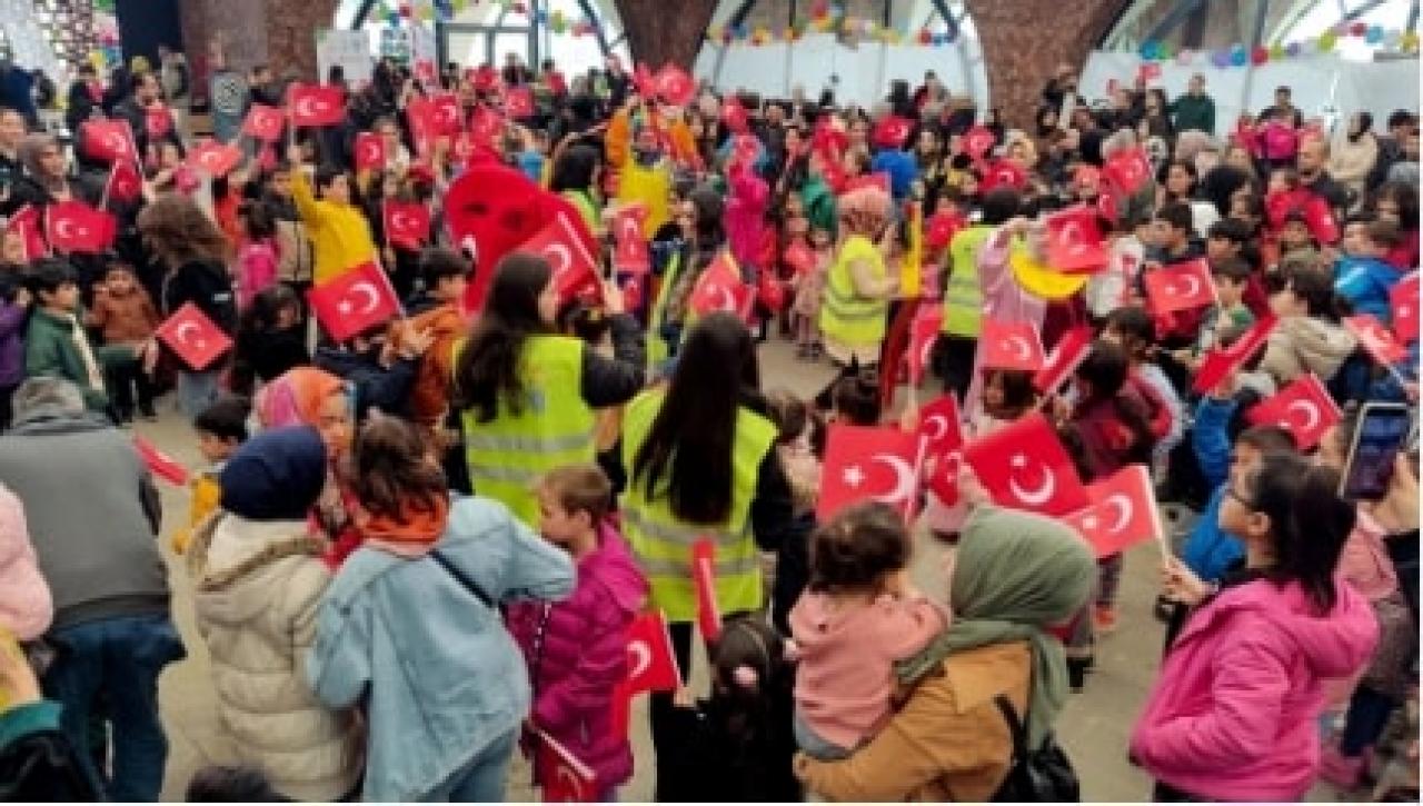 Kahramanmaraş'ta depremzede çocuklar için bayram eğlencesi