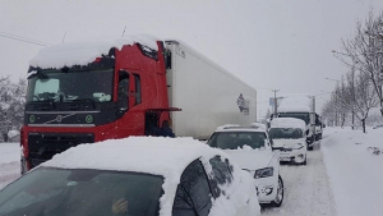 Bolu'da D-100 ve TEM'in Kapanan Ankara Yönleri Ulaşıma Açıldı