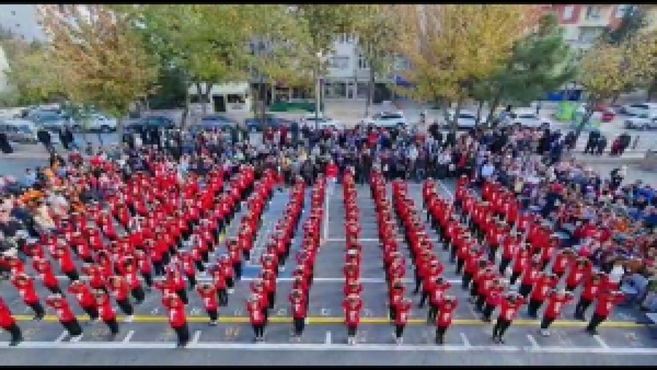 Gürpınar 75.Yıl Cumhuriyet İlkokulu’nda 29 Ekim coşkusu