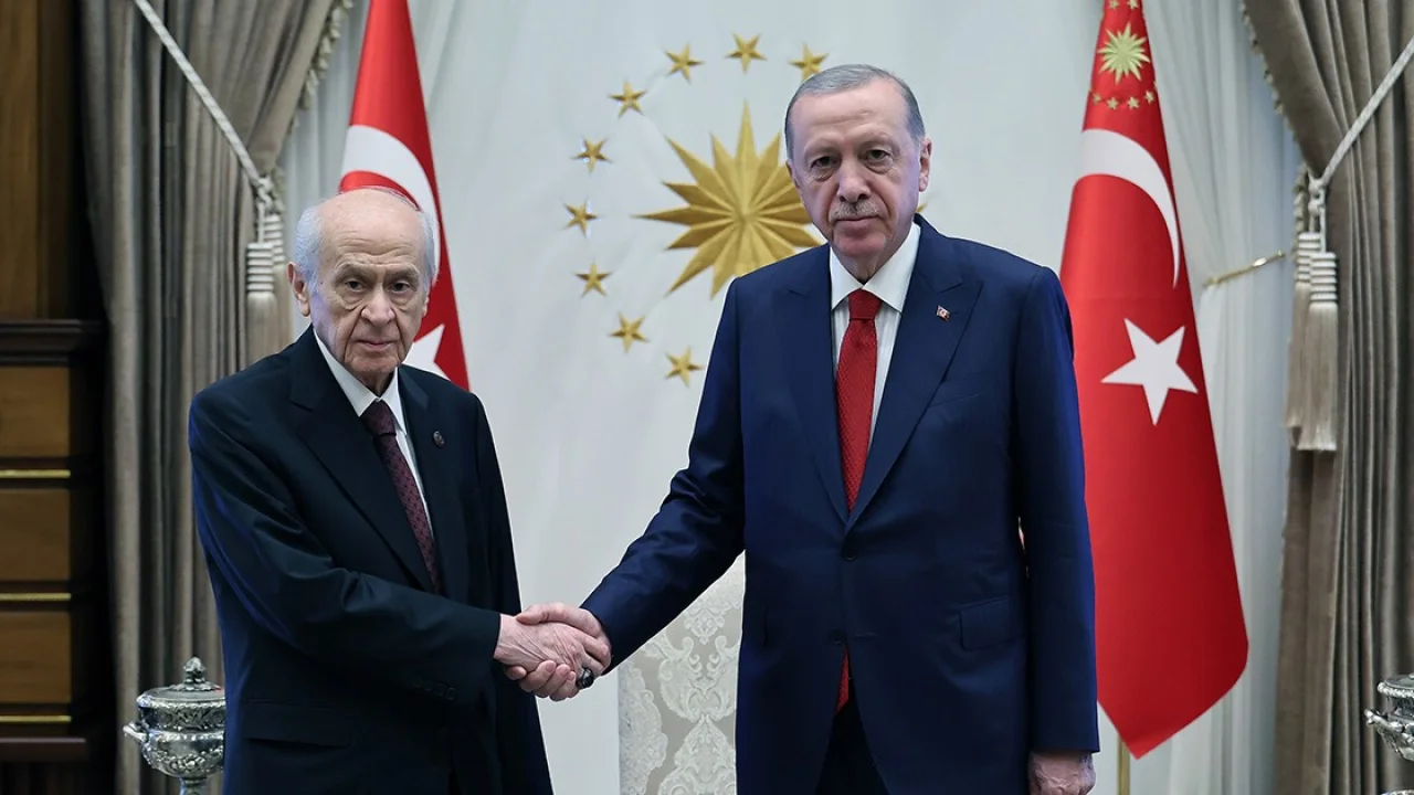 MHP lideri Bahçeli’den Cumhurbaşkanı Erdoğan’a kritik ziyaret!