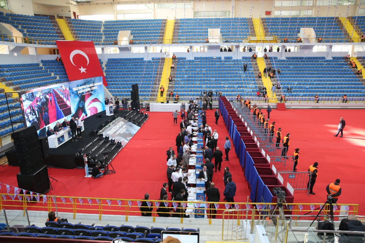 Trabzonspor'da seçim heyecanı: 78. Genel Kurulu'nda Ertuğrul Doğan tek aday!