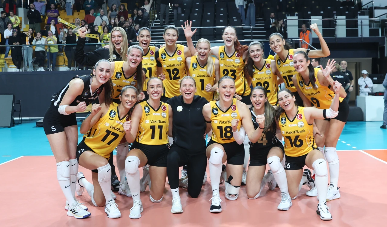 VakıfBank, Vero Volley Milano’yu set vermeden geçti!