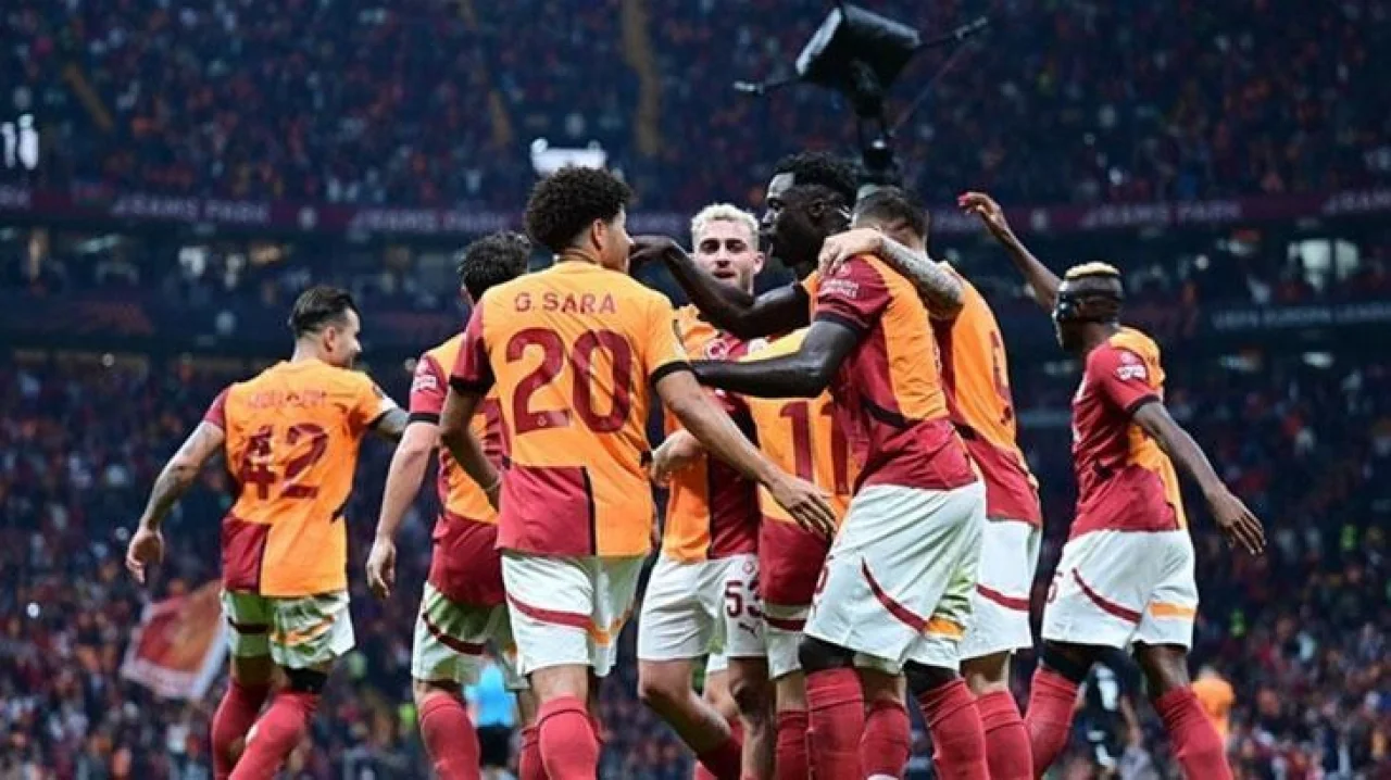 UEFA Avrupa Ligi'nde Puan Durumu Yeniden Yazıldı! Galatasaray Kazandı, Fenerbahçe Kaybedince Geriledi!