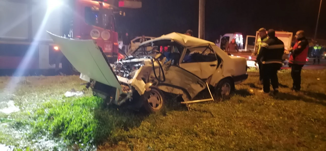 Sakarya Karasu'da acı kaza! Karı-kocanın ölümüne neden olan sürücü kaçtı!