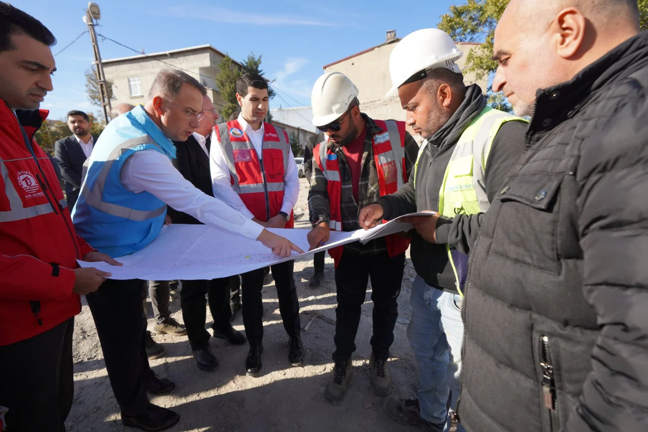 CHP’li Başkanlardan Esenyurt’ta denetim! "Kaderine terk etmeyeceğiz"