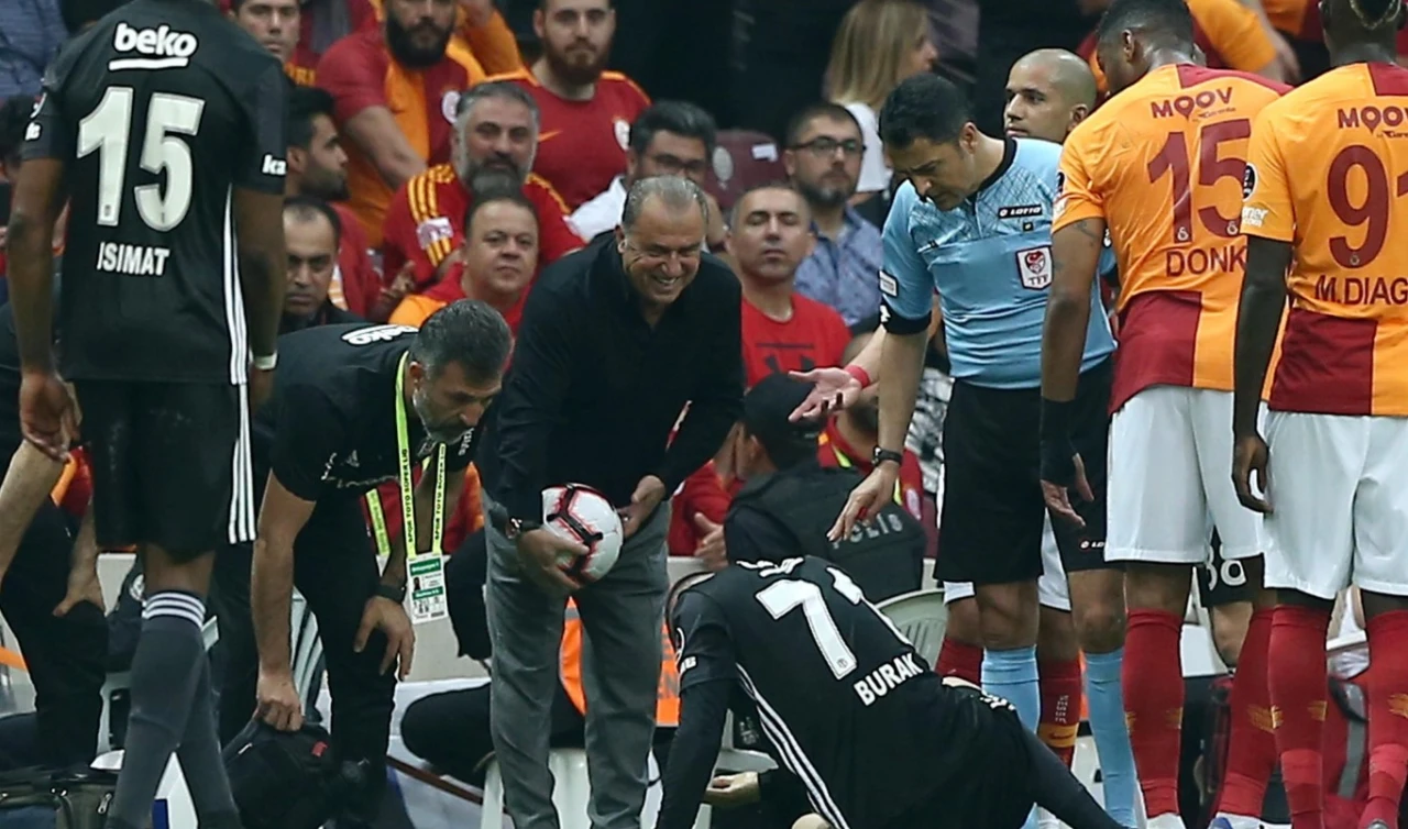 Fatih Terim’in Gülüşü Kalbimi Kırdı! Burak Yılmaz Yıllar Sonra Sessizliğini Bozdu!