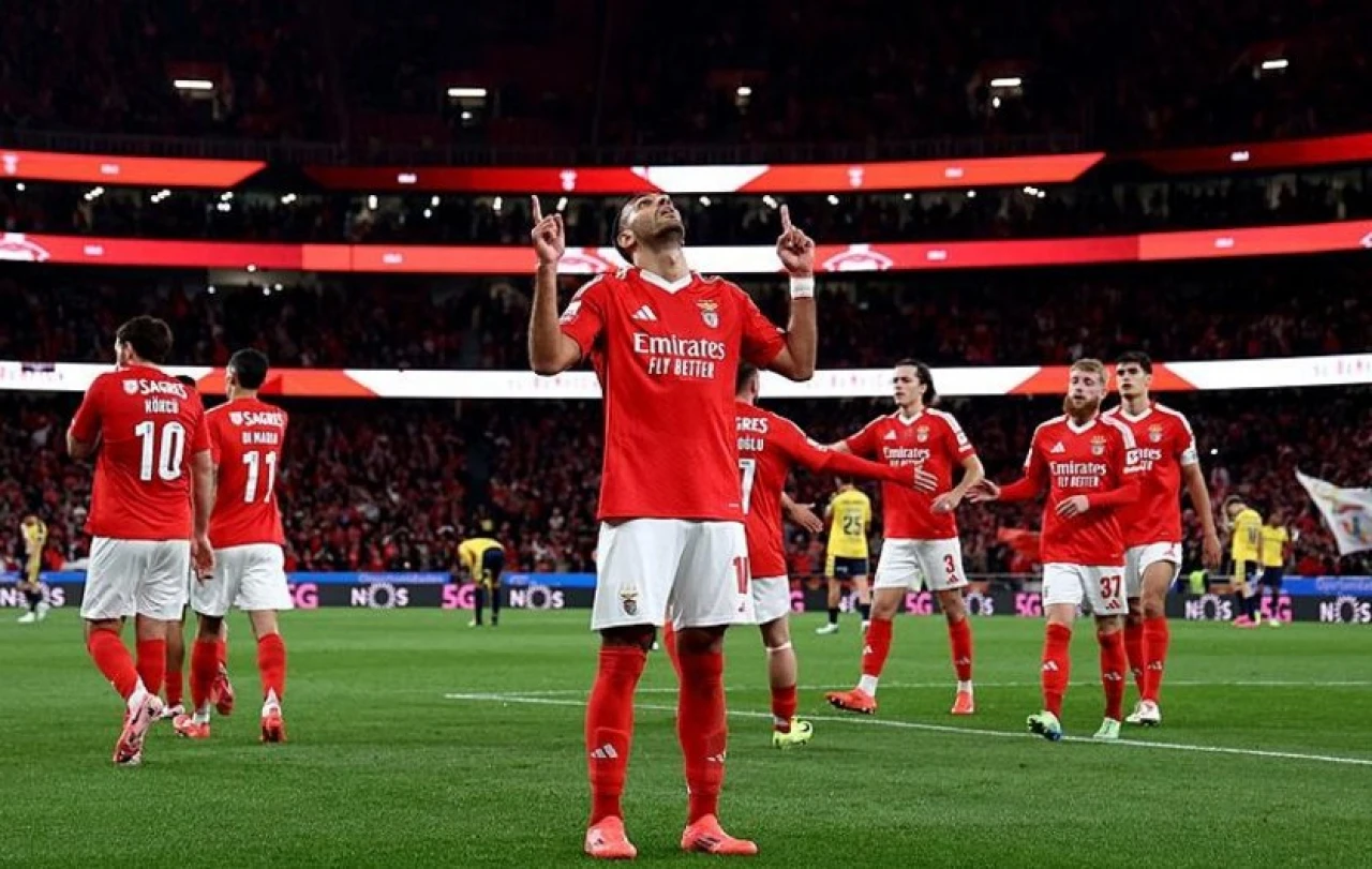 Benfica 3-0 Estoril (Maç Sonucu ve Özet): Kerem Aktürkoğlu’lu Benfica Sahasında Farklı Kazandı!