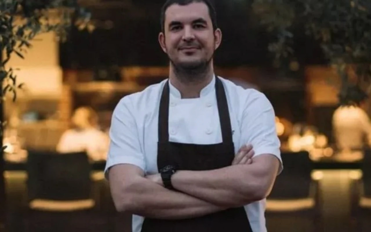 Osman Sezener Kimdir, Nereli, Restoranı Nerede, Kaç Yaşında, Menüsü