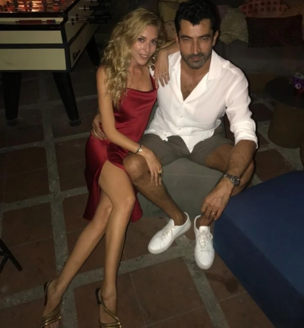 Sinem Kobal'dan  eşi Kenan İmirzalıoğlu'na övgüler yağıyor!