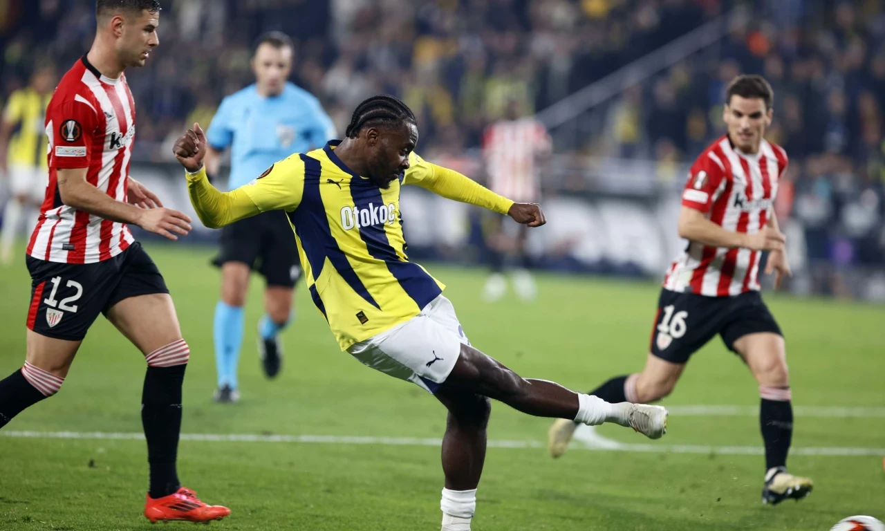 Bright Osayi-Samuel, Fenerbahçe’de Kalacak mı? 3 Yıllık Yeni Kontrat Yolda!