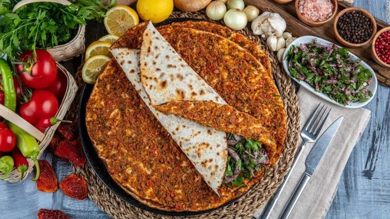 Lahmacun'a Hile Karıştıran O Restoranlar Tek Tek Açıkladı! Tarım ve Orman Bakanlığı'nın Şok İfşası!