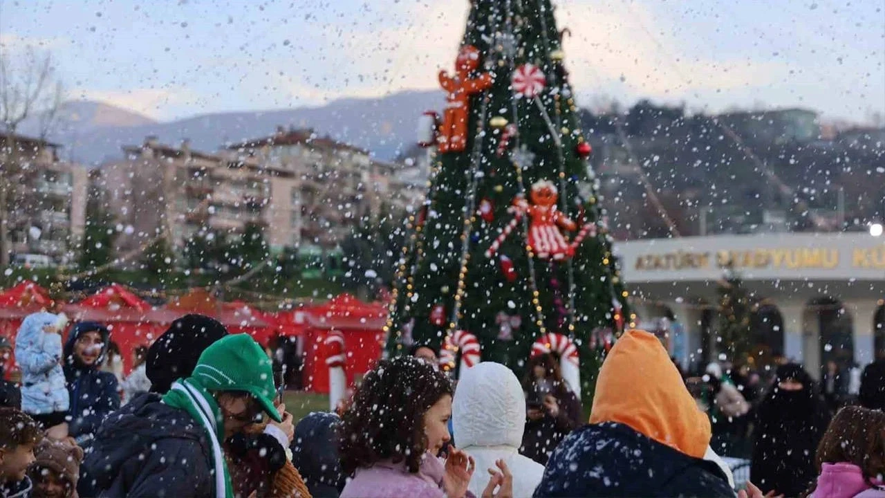 Okulda Yılbaşı Kutlaması Neden Yasak? Okul Kutlamaları İptal mi?