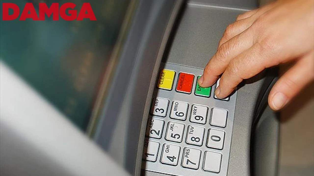 Bankalardan Yeni Teknolojik Önlemler: ATM'ler Artık Anında Sahte Parayı Tespit Ediyor!