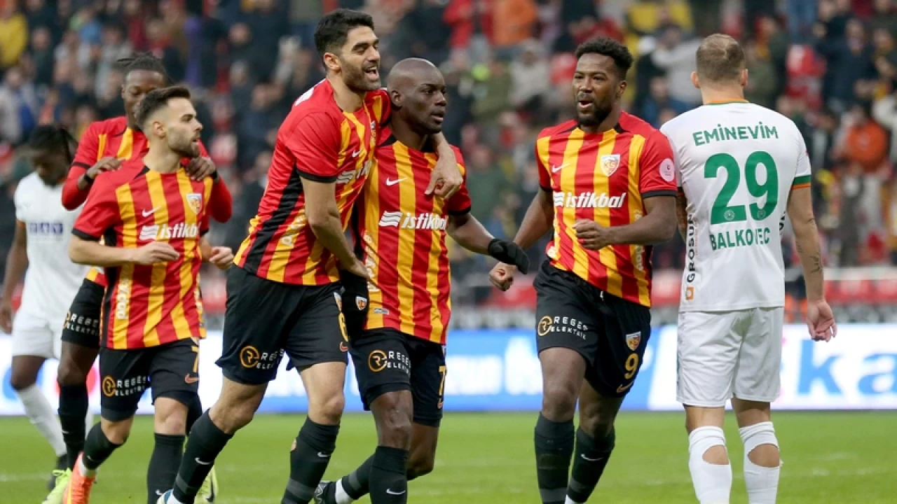 Kayserispor - Alanyaspor Maç Özeti, Maç Skoru ve Golleri (8 Aralık) Süper Lig