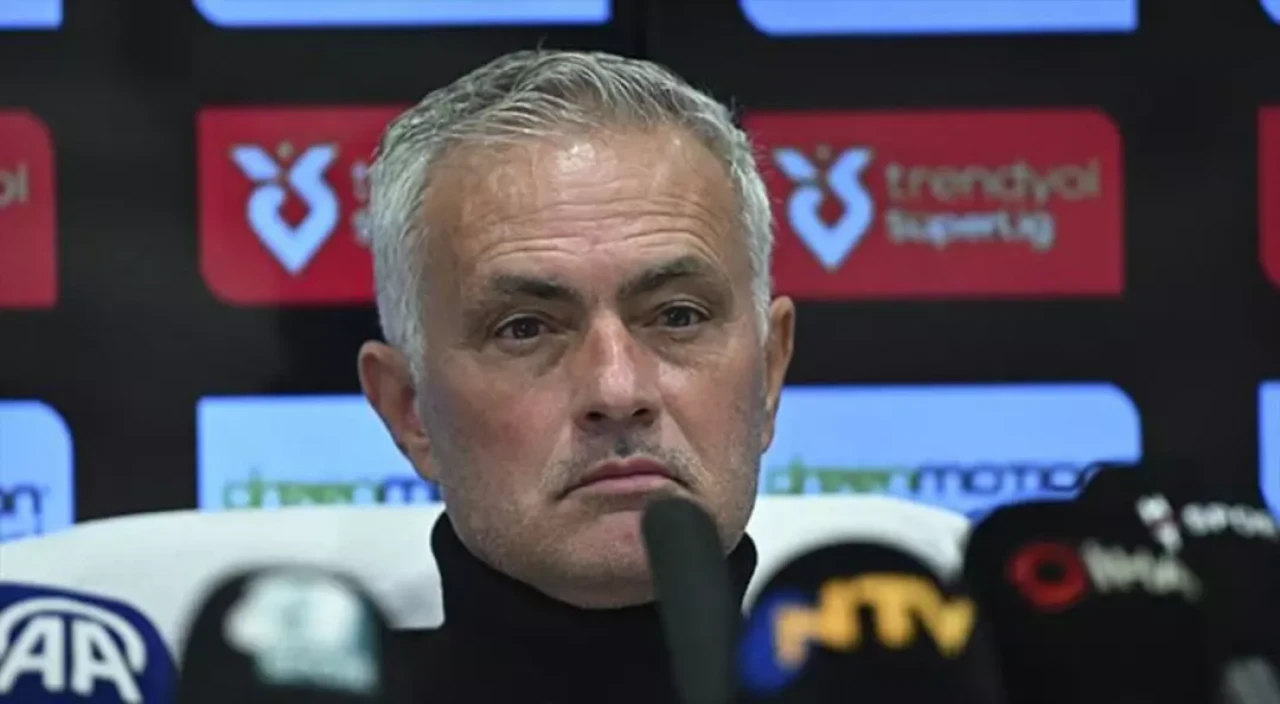 Mourinho Ameliyat Oluyor! İstanbul’dan Ayrıldı