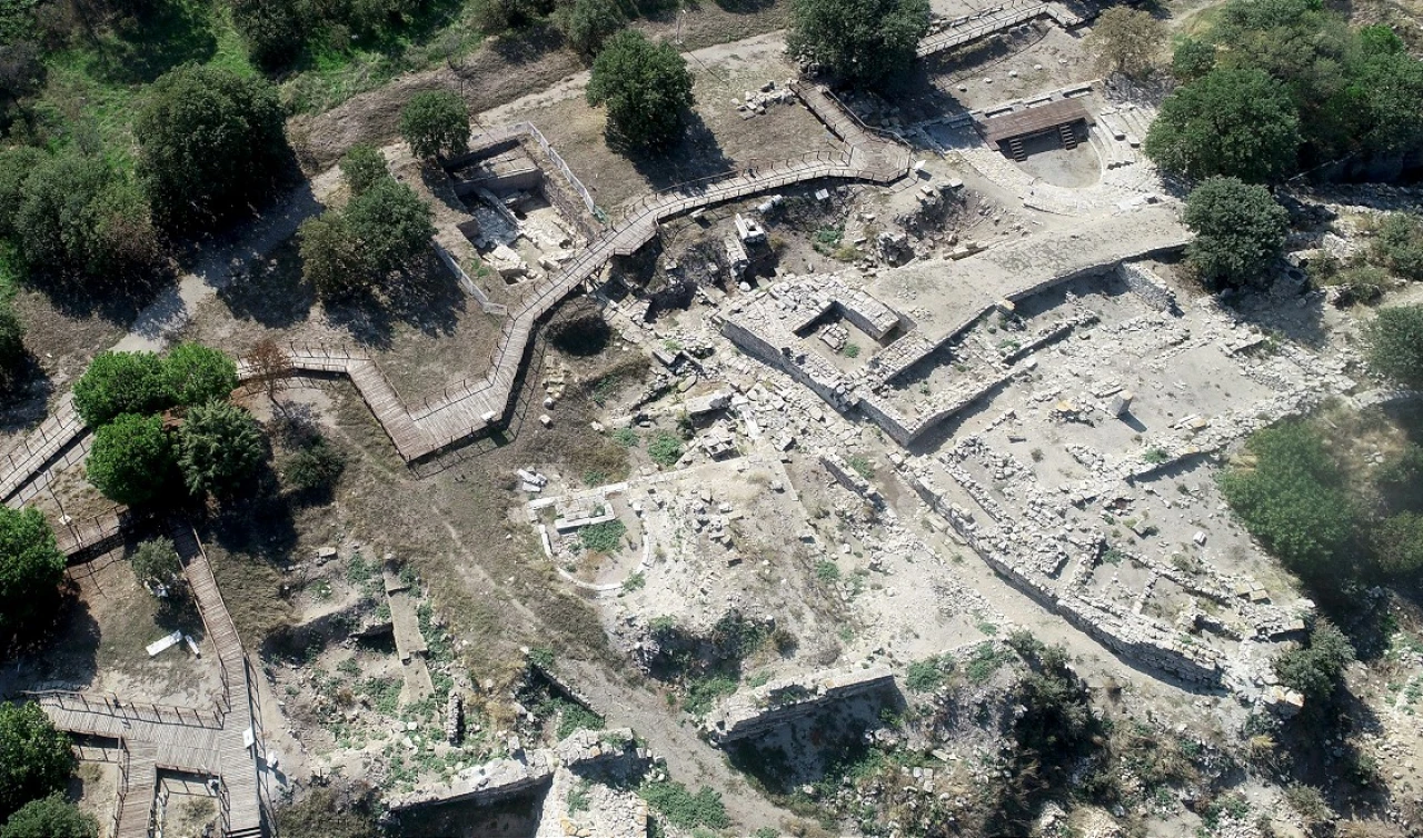 Troya Antik Kenti Giriş Ücretleri 2025'te Değişecek Mi? Troya Antik Kenti'ne hangi mevsimde gidilir? Saat kaçta açık?