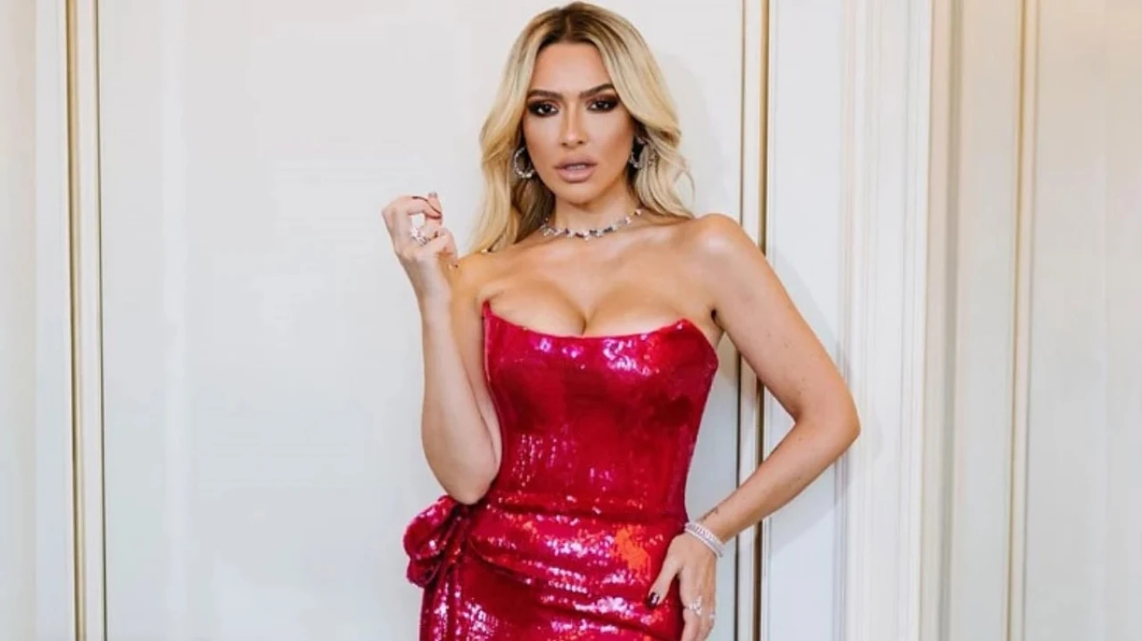 Hadise’nin Su Matarası 1 Milyon TL’ye Satıldı