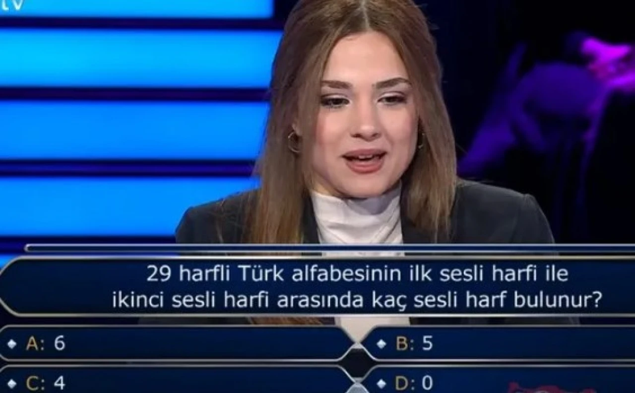 Türk Alfabesi Sorusu Genç Yarışmacıyı Zorladı! Yağmur Gökaydın’ın Heyecanlı Anları