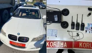 İstanbul'da koruma plakalı araç durduruldu: 3 gözaltı