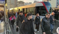 İstanbul güne yoğun trafikle başladı! Toplu ulaşımda büyük kalabalık!