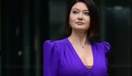 Nurgül Yeşilçay Başörtü takıp camileri gezdi!