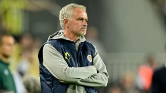 Jose Mourinho biletlerini kesti! Fenerbahçe'de 2 yıldız gönderiliyor