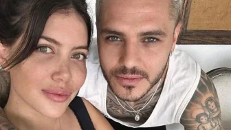 Wanda Nara'dan Icardi'ye Olay Hamle! Yeni Sevgilisiyle Canlı Yayında Öpüştü