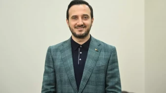 Abdullah Özdemir Kimdir? Kaç Yaşında, Nereli, Ne İş Yapıyor? (AK Parti’nin Yeni İstanbul İl Başkanı)