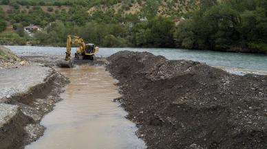 Munzur Çayı'nda arama çalışmaları sürüyor! Suyun yönü değiştirildi