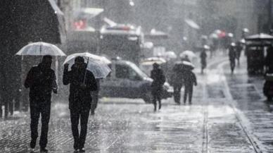 Meteoroloji'den kuvvetli sağanak yağış uyarısı: Bu iller dikkat!