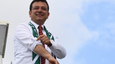 Ekrem İmamoğlu simgeleşmiş 'kolları sıvama' hareketini seçim kombini olarak belirledi