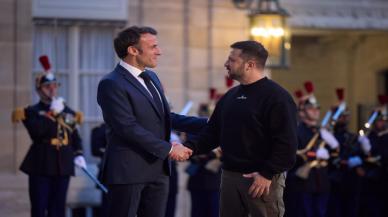 Macron ve Zelenski Paris’te bir araya geldi