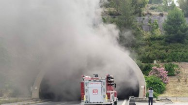 İzmir'de tünelde yangın! 17 kişi etkilendi