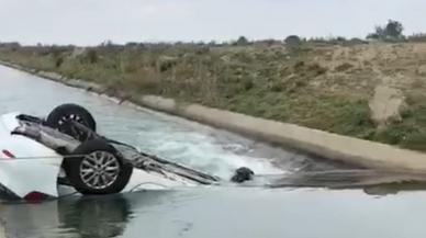 Kurbanlık almaya giderken acı kaza! Otomobili kanala uçtu: 3 ölü