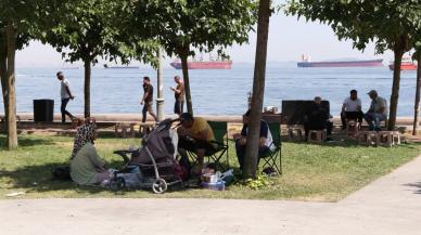 Sahillerde tatilin son günü piknik yoğunluğu