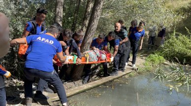 Dereden geçerken bacağı kırıldı