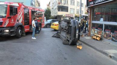 Taksi ile otomobil çarpıştı: Görenler yardıma koştu