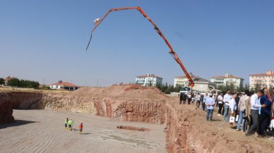 Bağışladığı arsaya cemevinin temeli atıldı: Bahçeli isim teklifini kabul etmemiş