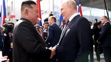 Putin ile Kim Jong-un bir araya geldi