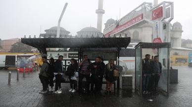 İstanbul'un birçok ilçesinde sağanak etkisini sürdürüyor