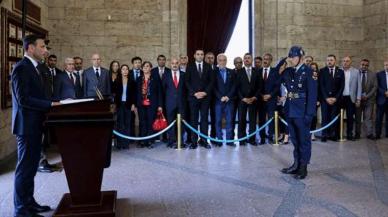 CHP İstanbul İl Başkanı Özgür Çelik'ten Anıtkabir'e ziyaret