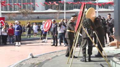 29 Ekim Cumhuriyet Bayramı öncesi Taksim'de tören